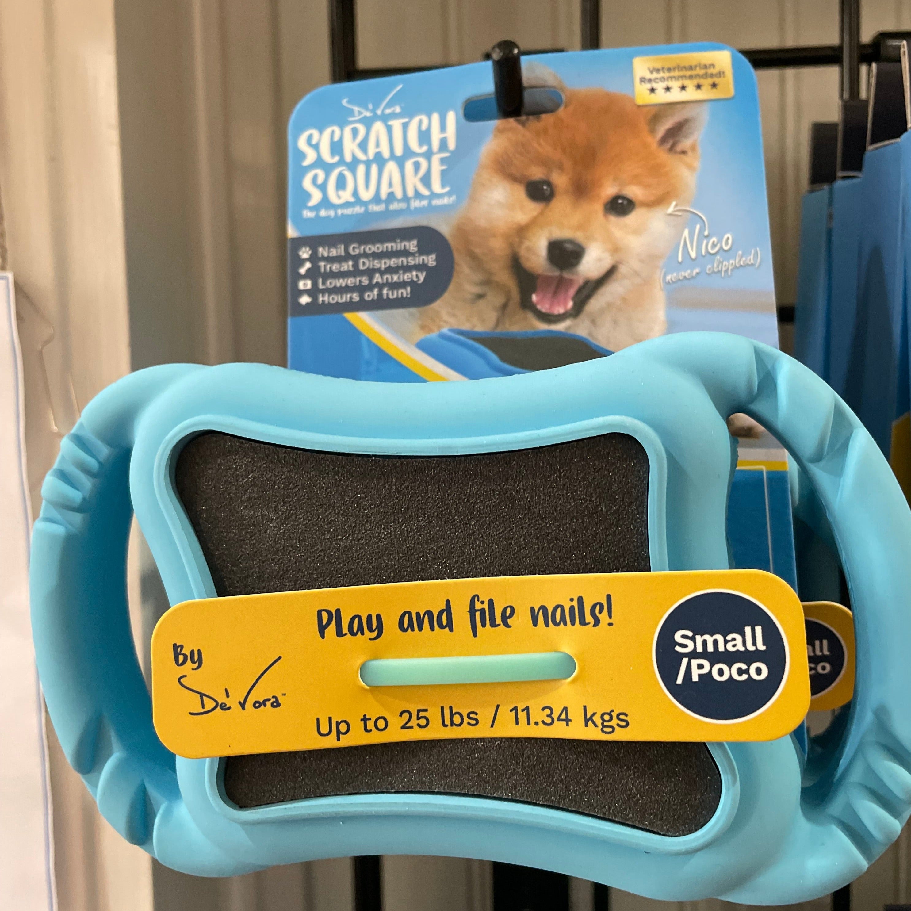 DeVora Scratch Square - Small (for dogs up to 25 lbs)