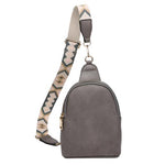 Load image into Gallery viewer, Oval like crossbody with strap. gray
